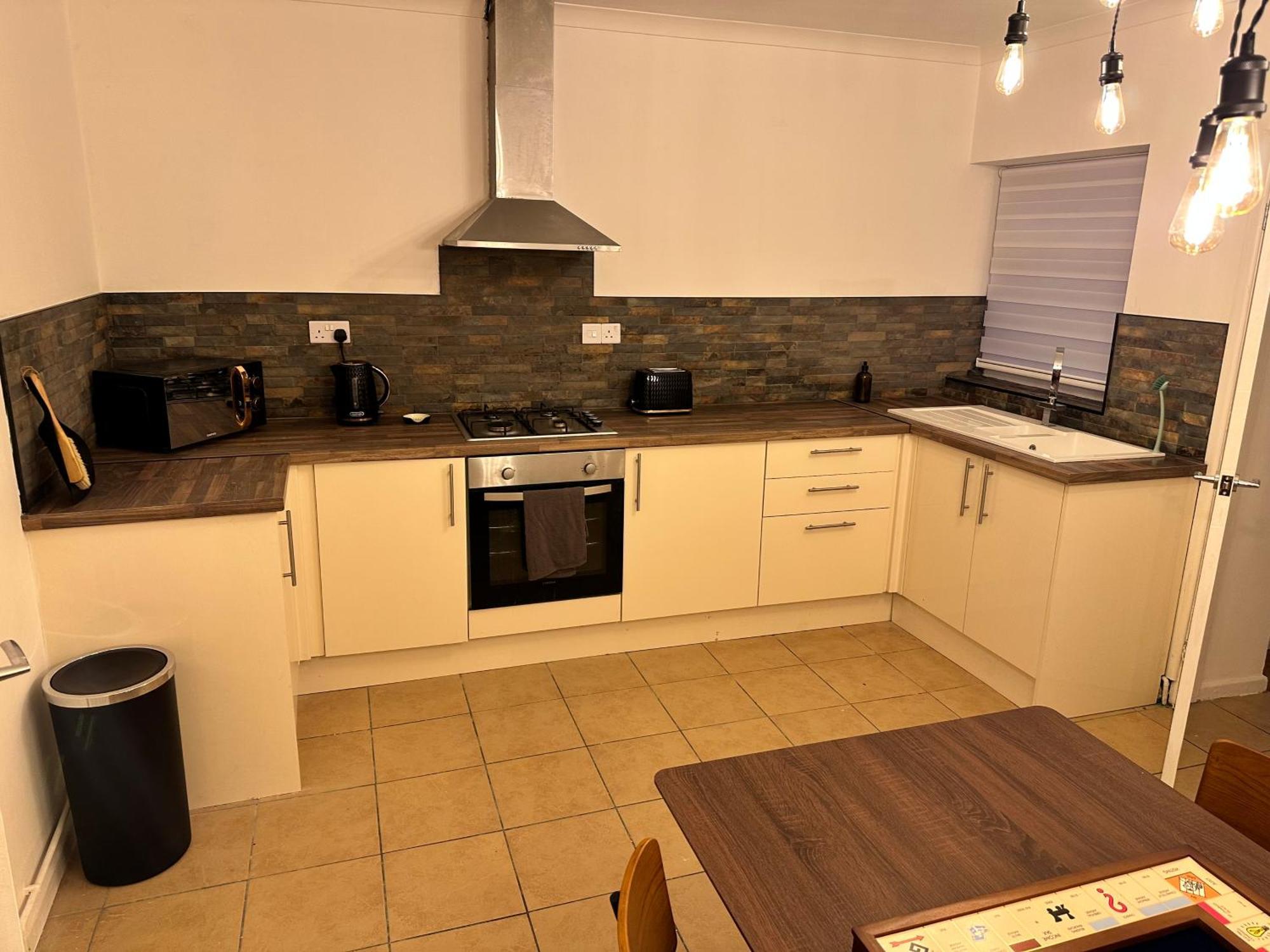 Stylish Miners Cottage, Treorchy, Rhondda Treorky Екстер'єр фото